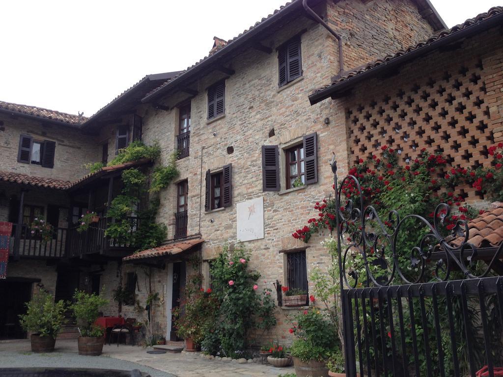 Gasthaus Casa Giuliana Calosso Exterior foto