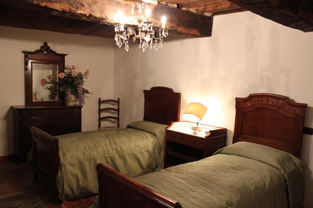 Gasthaus Casa Giuliana Calosso Zimmer foto