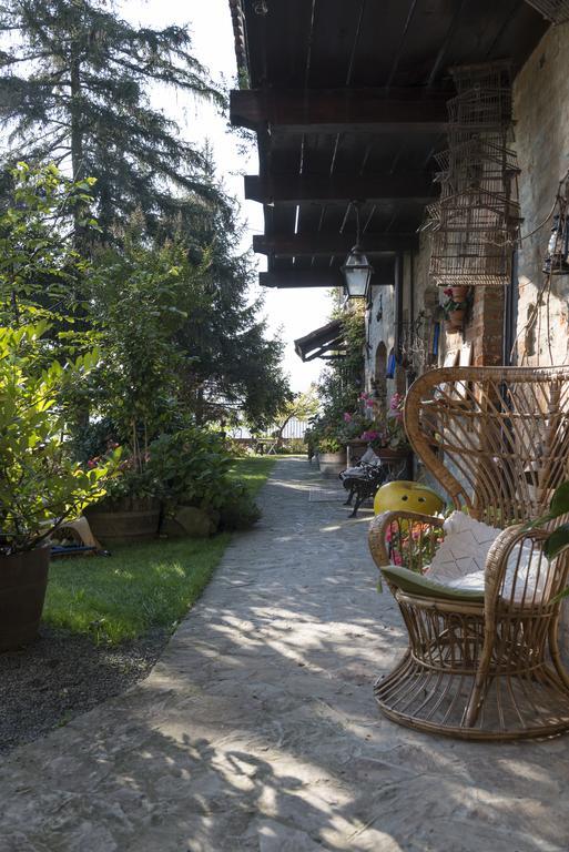 Gasthaus Casa Giuliana Calosso Exterior foto