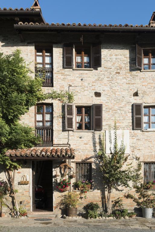 Gasthaus Casa Giuliana Calosso Exterior foto