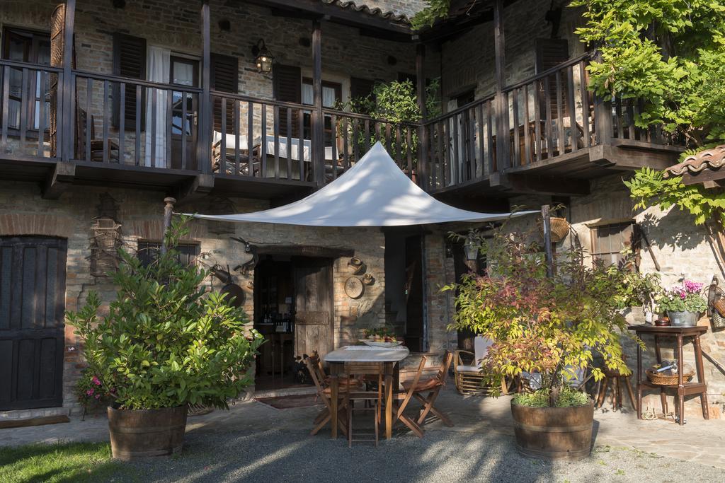 Gasthaus Casa Giuliana Calosso Exterior foto
